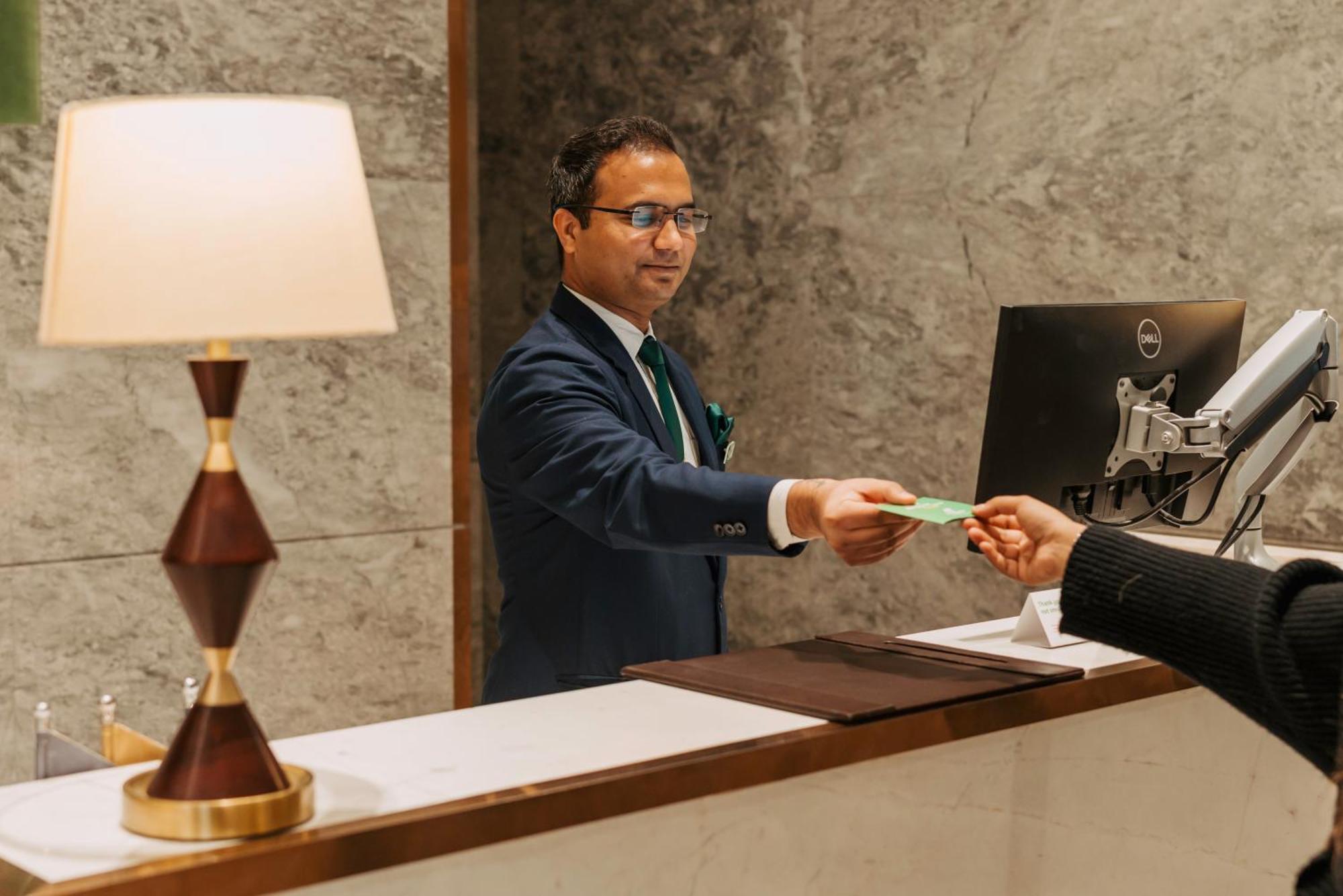 Holiday Inn Chandigarh Zirakpur By Ihg Exterior photo
